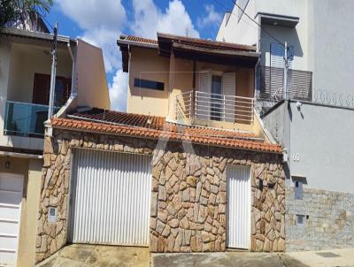 Casa para Venda, em Po�os de Caldas, bairro Jardim Amaryllis, 3 dormit�rios, 2 banheiros, 1 su�te, 2 vagas